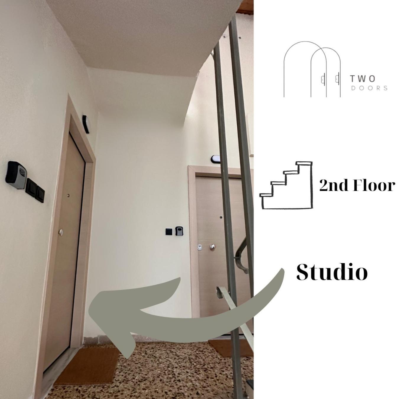 2 Doors Apartment Кавала Екстериор снимка